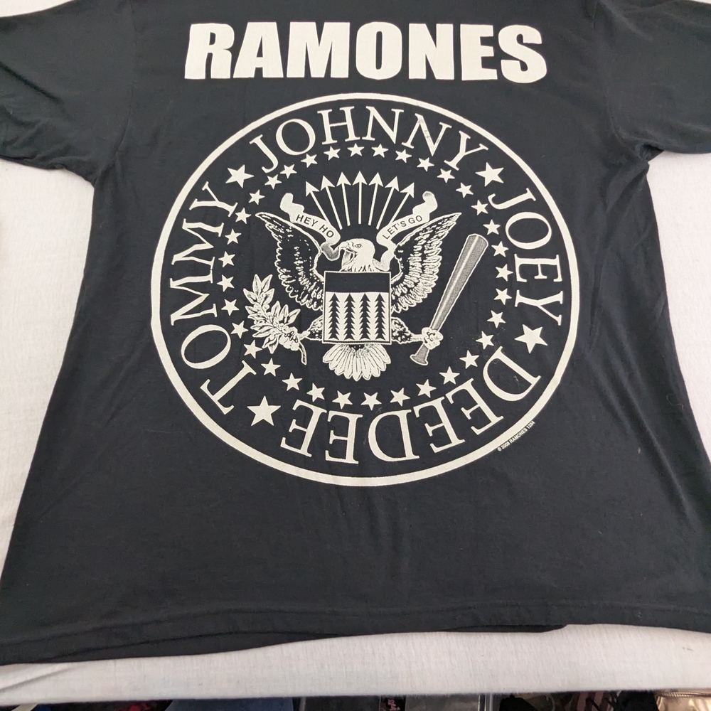 Ramones 2008 Black Tee Johnny Joey Deedee Tommy Hey Ho Let's Go XL 0425011